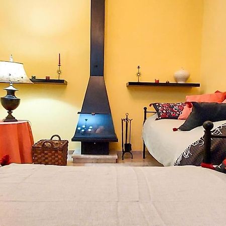 Apartamento Suite Alameda De Hercules Seville Exterior photo
