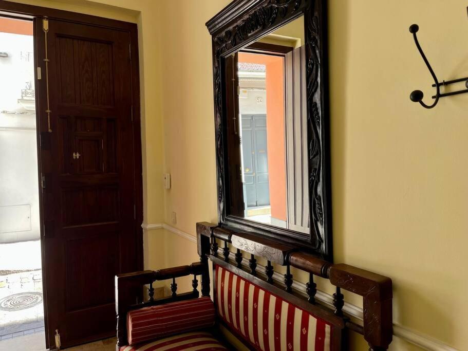 Apartamento Suite Alameda De Hercules Seville Exterior photo
