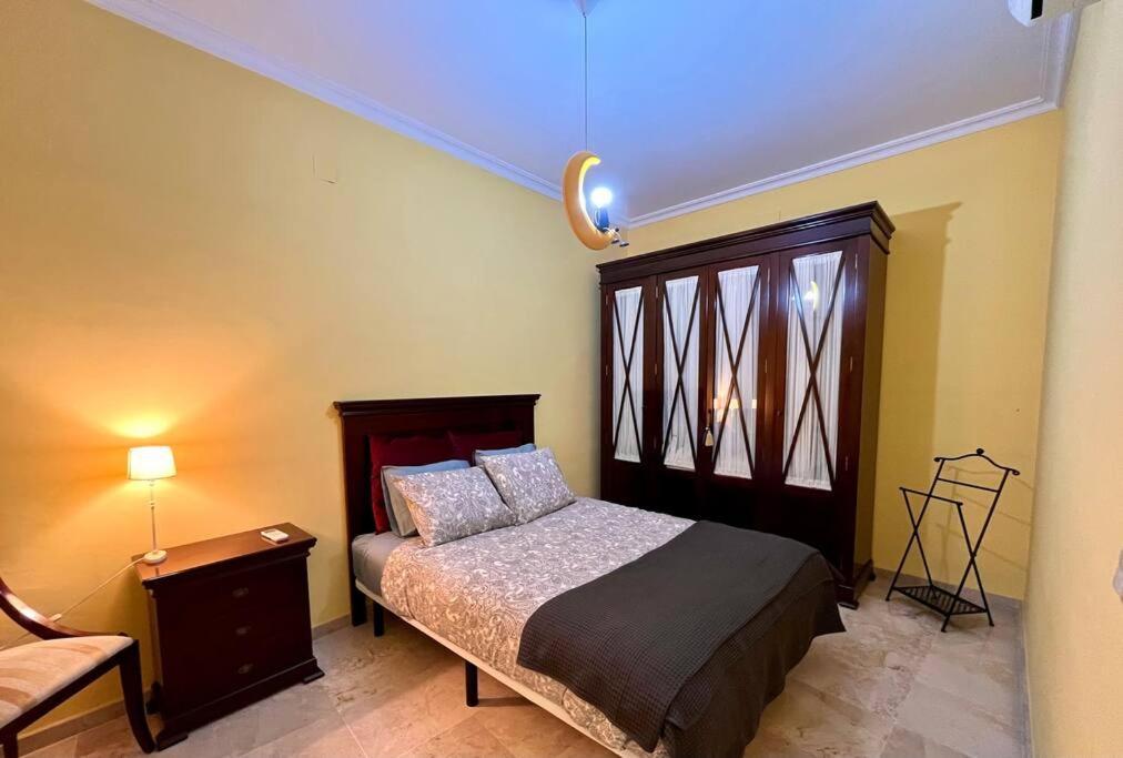 Apartamento Suite Alameda De Hercules Seville Exterior photo